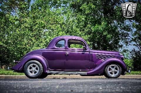 1935 Ford Coupe image 20