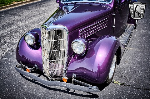1935 Ford Coupe image 48