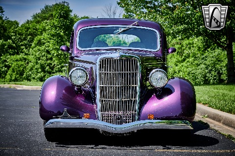 1935 Ford Coupe image 25