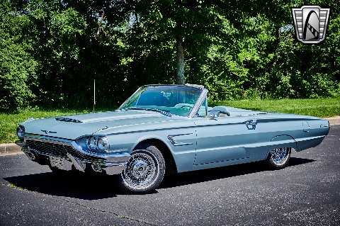 1965 Ford Thunderbird image 3