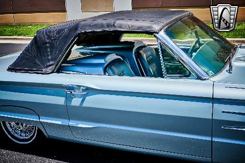 1965 Ford Thunderbird image 81