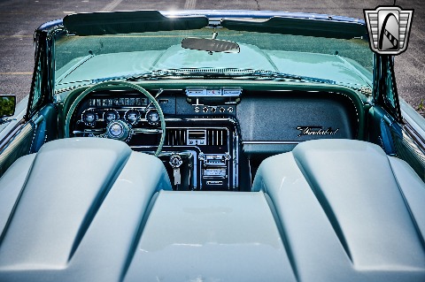 1965 Ford Thunderbird image 62