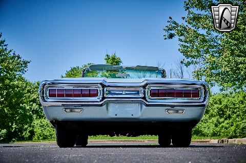 1965 Ford Thunderbird image 14