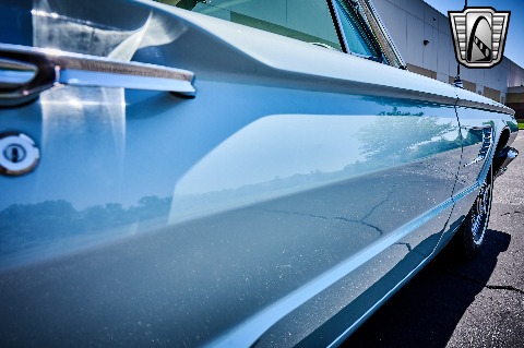 1965 Ford Thunderbird image 68