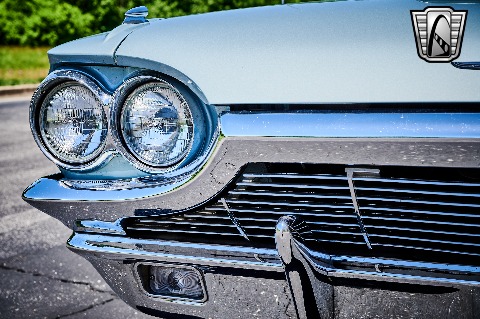 1965 Ford Thunderbird image 43