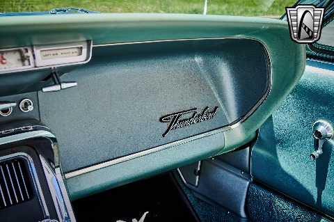 1965 Ford Thunderbird image 97