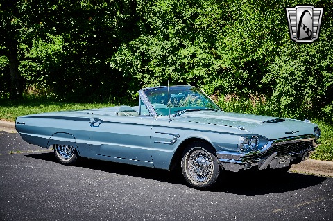 1965 Ford Thunderbird image 21