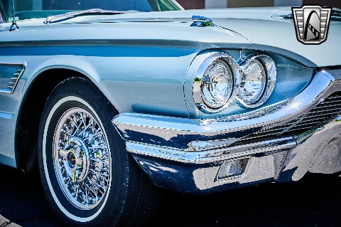 1965 Ford Thunderbird image 73