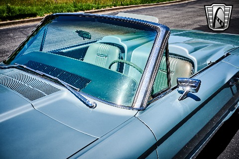 1965 Ford Thunderbird image 49