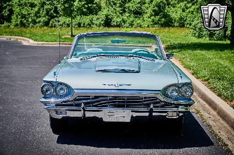 1965 Ford Thunderbird image 24