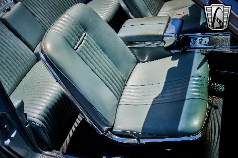 1965 Ford Thunderbird image 103