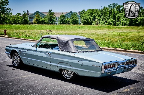 1965 Ford Thunderbird image 78