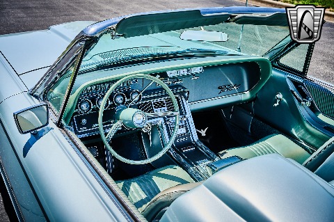 1965 Ford Thunderbird image 53