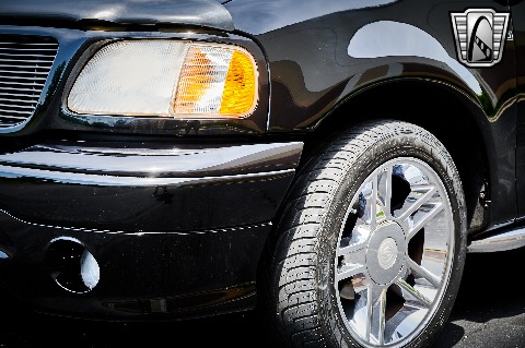 2000 Ford F150 image 45