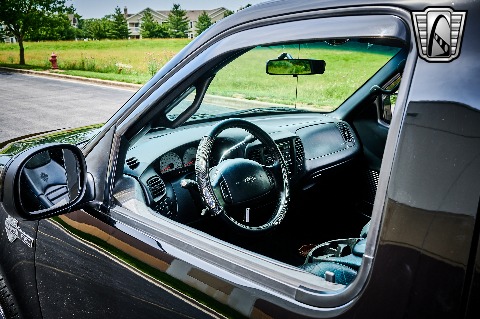 2000 Ford F150 image 52