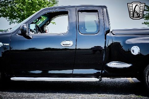 2000 Ford F150 image 28