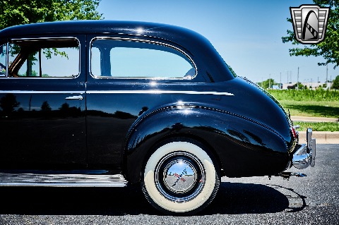 1940 Chevrolet Special Deluxe image 29