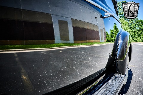 1940 Chevrolet Special Deluxe image 55