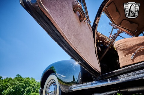 1940 Chevrolet Special Deluxe image 86