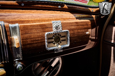 1940 Chevrolet Special Deluxe image 97