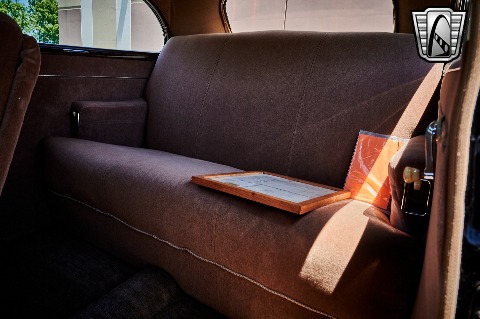 1940 Chevrolet Special Deluxe image 101