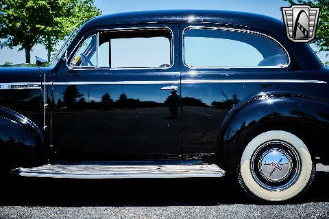 1940 Chevrolet Special Deluxe image 28