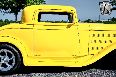 1932 Ford Coupe image 31