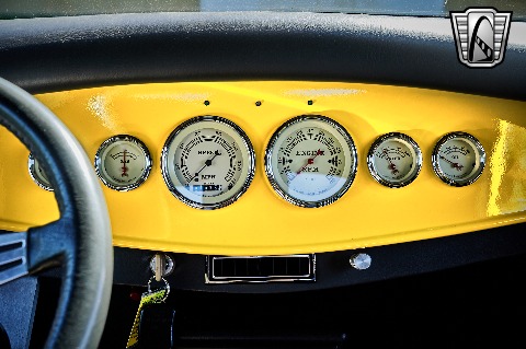 1932 Ford Coupe image 86