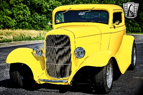 1932 Ford Coupe image 38