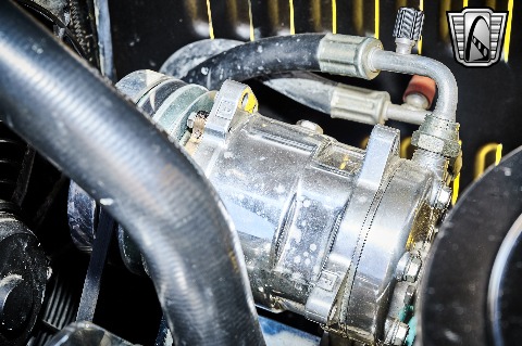 1932 Ford Coupe image 117