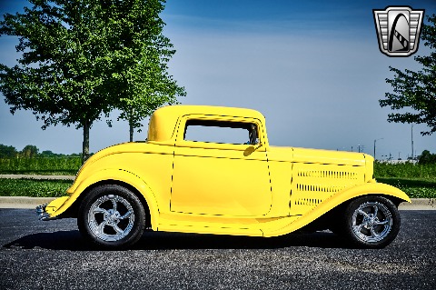 1932 Ford Coupe image 19