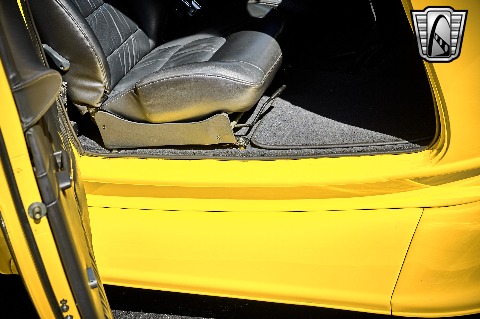 1932 Ford Coupe image 100