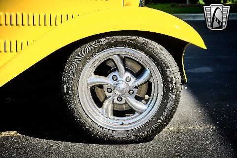 1932 Ford Coupe image 126