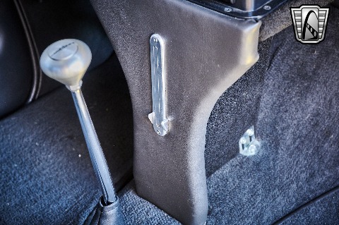 1932 Ford Coupe image 104