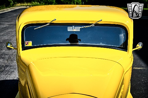 1932 Ford Coupe image 80