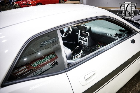 2009 Dodge Challenger image 66