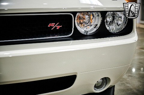 2009 Dodge Challenger image 44