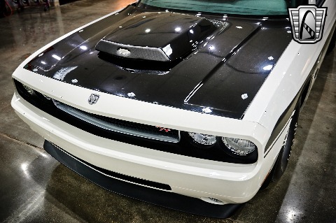 2009 Dodge Challenger image 46