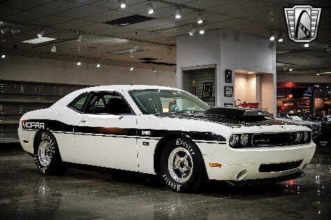 2009 Dodge Challenger image 22