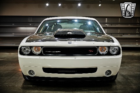 2009 Dodge Challenger image 25