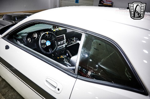 2009 Dodge Challenger image 52