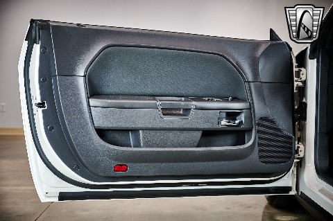 2009 Dodge Challenger image 78