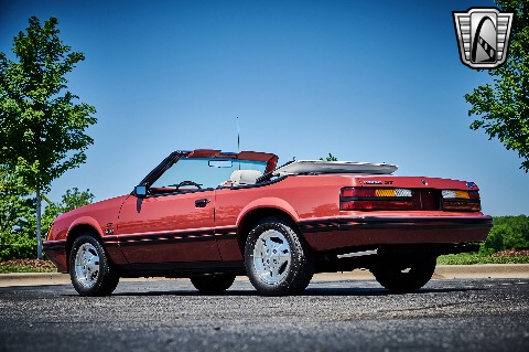 1984 Ford Mustang image 11