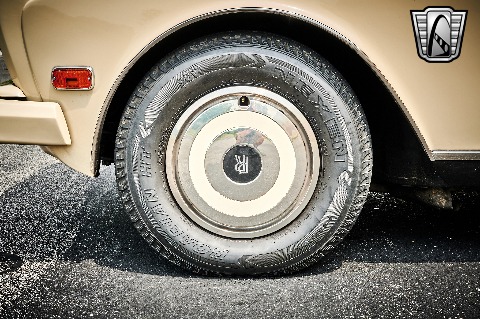 1986 Rolls Royce Corniche image 135