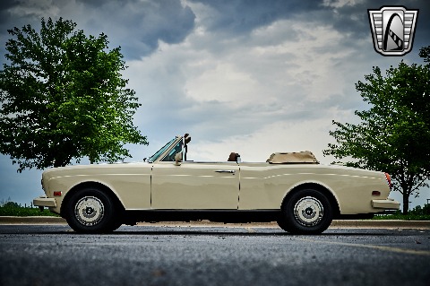 1986 Rolls Royce Corniche image 8
