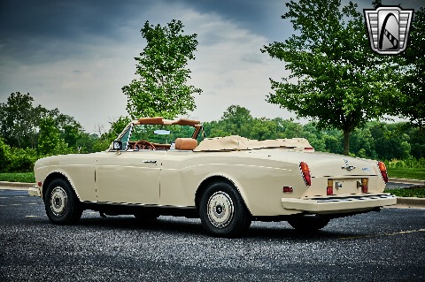 1986 Rolls Royce Corniche image 10