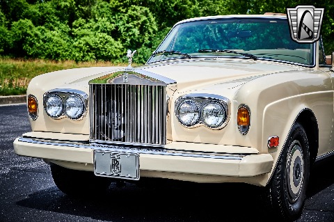 1986 Rolls Royce Corniche image 38