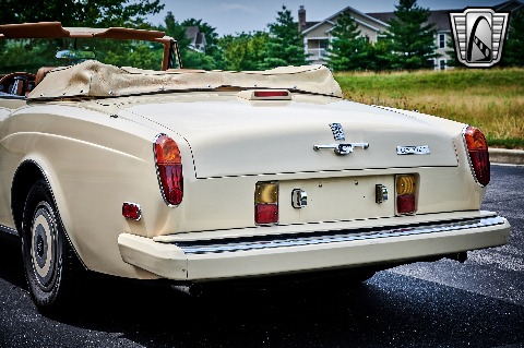 1986 Rolls Royce Corniche image 39