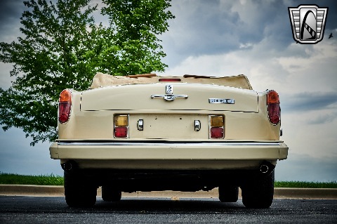 1986 Rolls Royce Corniche image 14