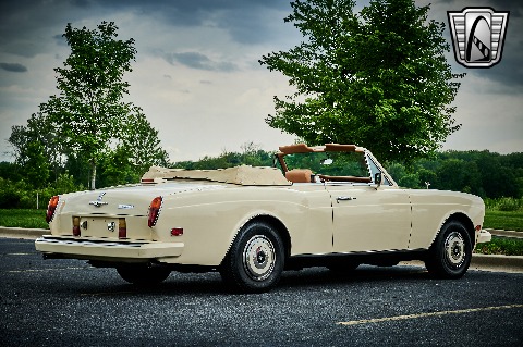 1986 Rolls Royce Corniche image 16